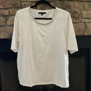 Preston & York white t-shirt with silver and white embellishments. Size XL